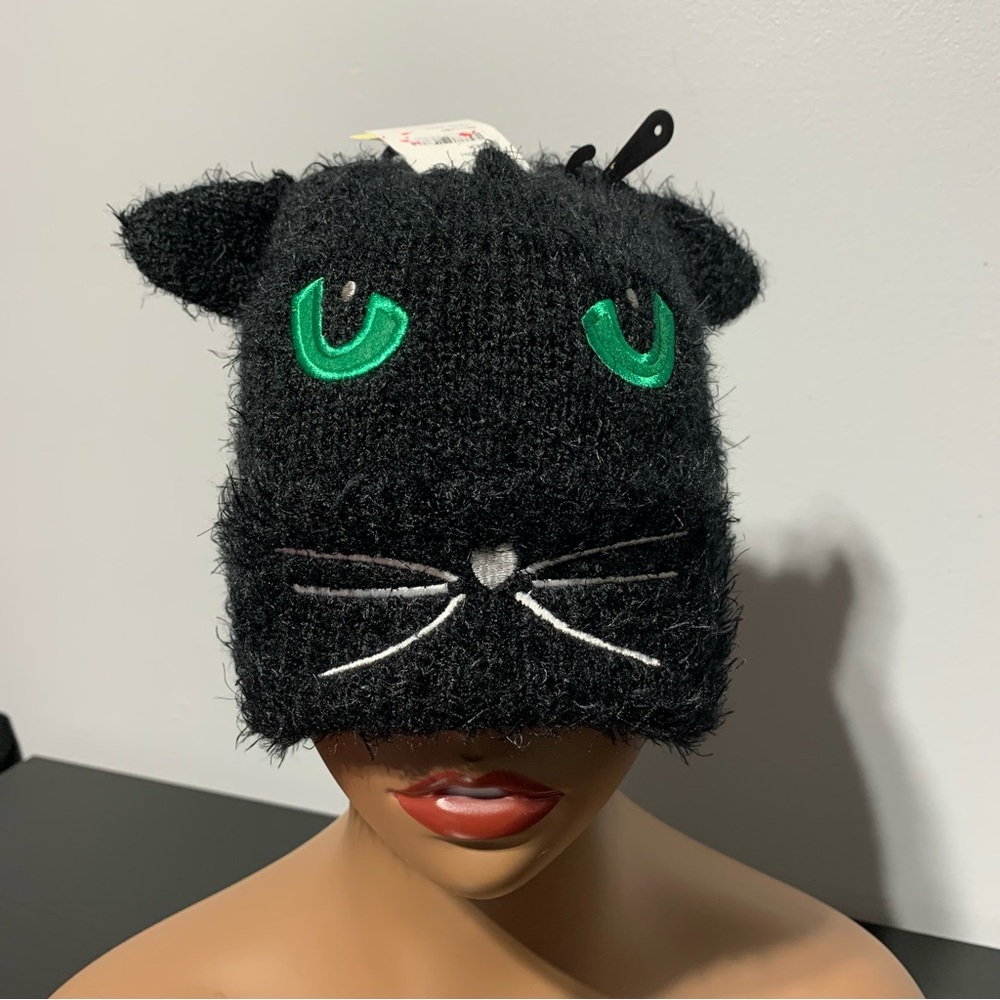 NEW Collection 18 Cat Black green white cute beanie hat one size